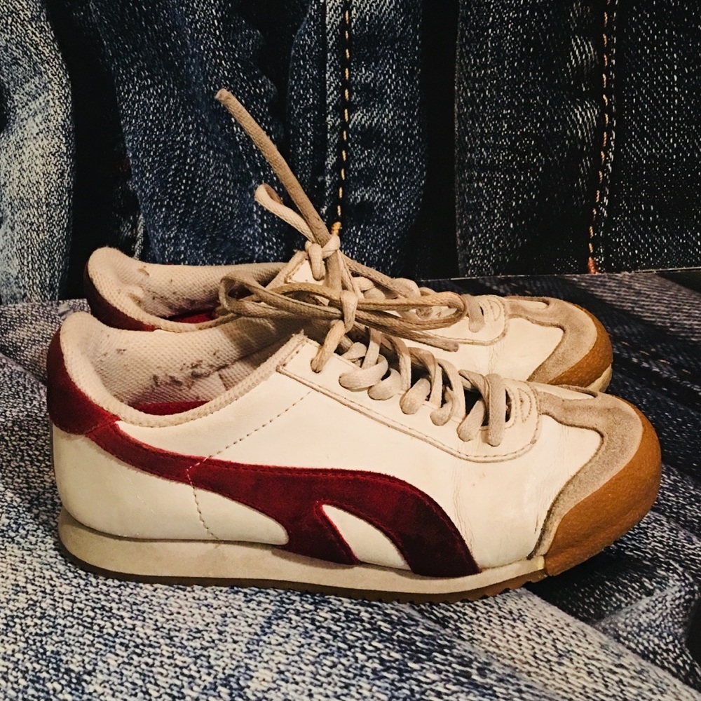 American Eagle Outfitters sneakers